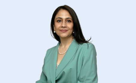 Portrait of Dr Srividya Seshadri , Consultant Gynaecologist