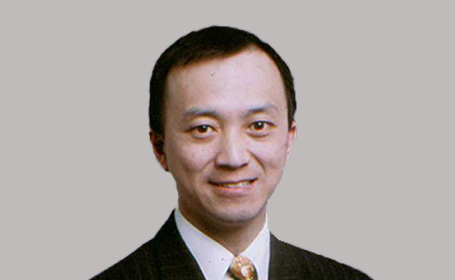Portrait of Leo Cheng , Consultant Oral & Maxillofacial Surgeon