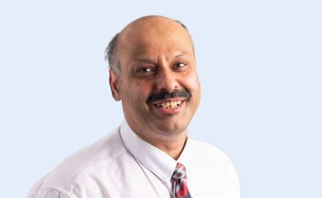 Mr Ajit Garde, Consultant Orthopaedic Surgeon
