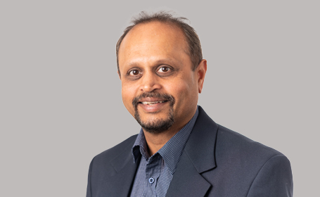 Portrait of Sanjiv Manjure , Consultant Orthopaedic Surgeon
