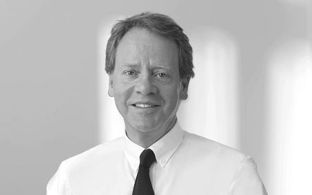 Portrait of Mr Julian Rowe-Jones , Consultant Rhinologist and Nasal Plastic Surgeon