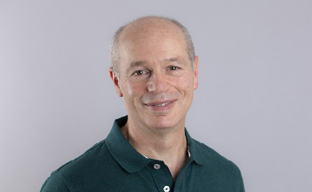 Portrait of Mr Anthony Sakellariou , Consultant Orthopaedic Surgeon