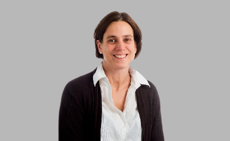 Portrait of Neitah Prietzel-Meyer , Consultant Gynaecologist