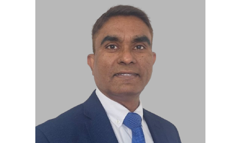 Portrait of Jeetender Peehal , Consultant Orthopaedic Hand and Wrist Surgeon