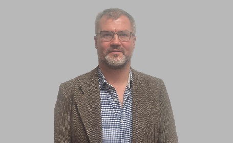 Portrait of Dr Phillip Mayhead , Consultant Gastroenterologist