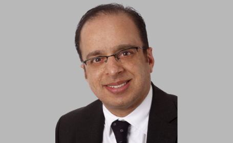 Portrait of Aftab Ahmed , Consultant Ear, Nose, Throat & Facial Plastic Surgeon