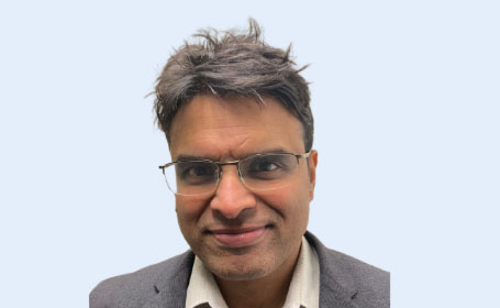 Portrait of Dr Kailash Krishnan , Consultant in General Medicine, Geriatrics and Stroke Medicine