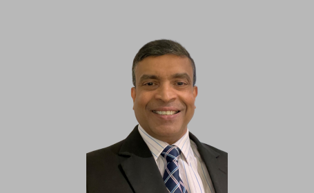 Portrait of Dr Lalith Seneviratne , Consultant Medical Oncologist