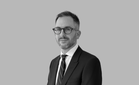 Portrait of Laurence Glancz , Consultant Neurosurgeon