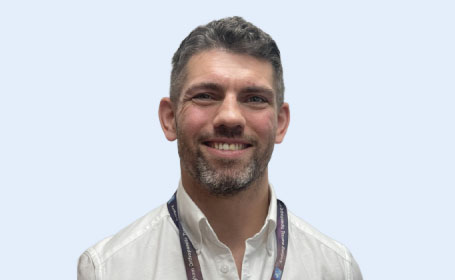 Portrait of Mark Higgins , Consultant Orthopaedic Surgeon