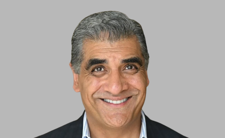 Portrait of Inderpaul Birdi , Consultant Cardiac Surgeon