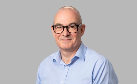 Portrait of Mr Julian Pavier , Consultant Foot & Ankle Surgeon (Podiatric Surgery)