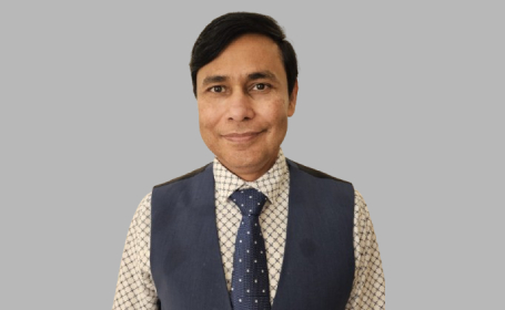 Portrait of Manas Dube , Consultant Oncoplastic Breast Surgeon