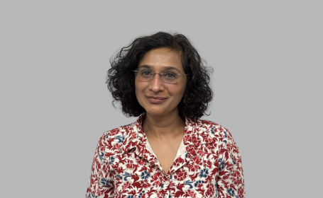 Portrait of Dr Ritu Singla , Consultant Dermatologist