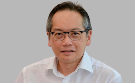 Portrait of Dr Ken Lim , Consultant Rheumatologist