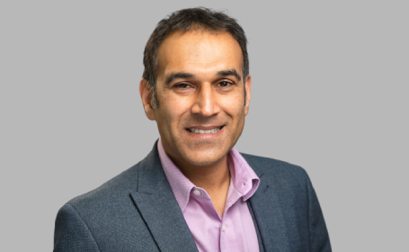 Portrait of Mr Abizar Aladin , Consultant Orthopaedic Surgeon