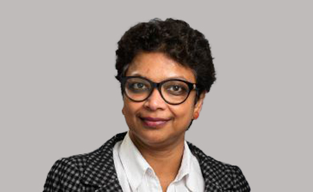 Portrait of Ms Darly Mathew , Consultant Gynaecologist