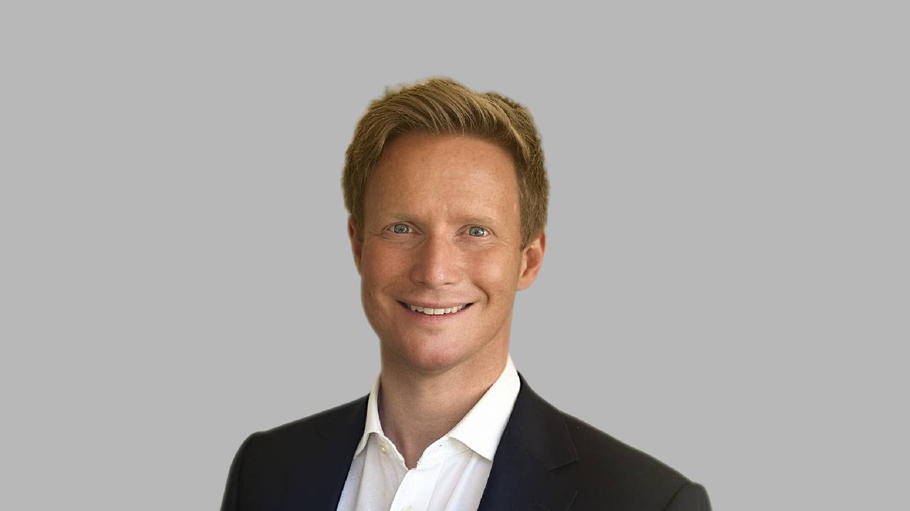 Portrait of Mr Peter Dacombe , Consultant Trauma and Orthopaedic Surgeon