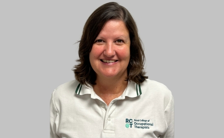 Portrait of Ms Clare Corrans , Clinical Specialist Hand Therapy