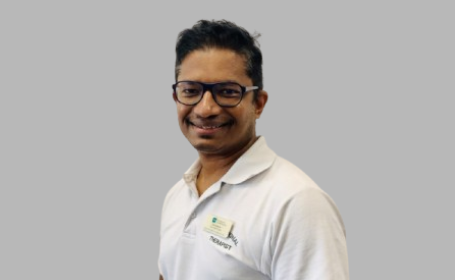 Portrait of Selva Sundaram , Clinical Specialist Hand Therapist 