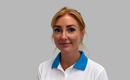 Portrait of Mrs Laura Pugh , Senior Physiotherapist