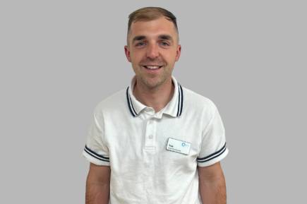 Portrait of Tom Dunning , Senior Physiotherapist