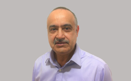 Portrait of Dr Imtiaz Ahmed , Consultant Dermatologist