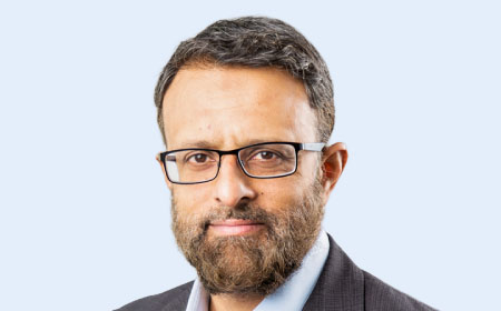 Portrait of Professor Faizel Osman , Consultant Cardiologist & Electrophysiologist