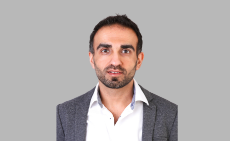 Portrait of Mr Gevdeep Bhabra , Consultant Orthopaedic Surgeon