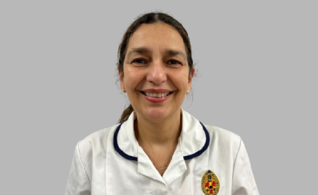 Portrait of Ms Paula Vieira , Senior Physiotherapist