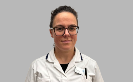Portrait of Ms Yasmin Jenkins , Senior Physiotherapist