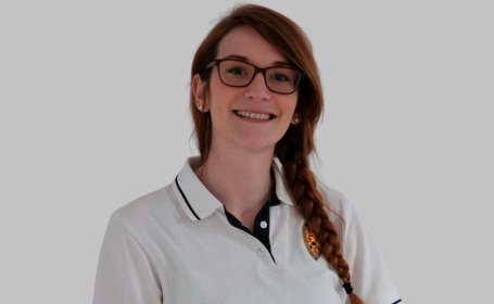 Portrait of Ms Hannah Sidney , Senior Physiotherapist