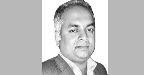 Portrait of Mr Vijay Santhanam , Consultant Oral, Maxillofacial & Facial Plastic Surgeon