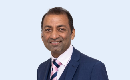 Portrait of Dr Khalid Barakat , Consultant Cardiologist