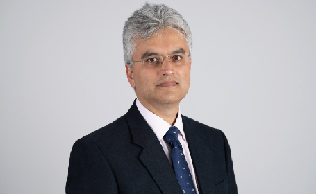 Portrait of Dr Mohjir Baloch , Consultant in Pain Medicine