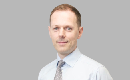 Portrait of Mr Ciaran McGarvey , Consultant Orthopaedic Surgeon