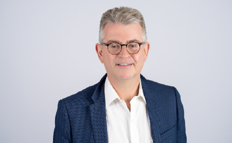 Portrait of Mr Philip Bearn , Consultant Colorectal and General Surgeon