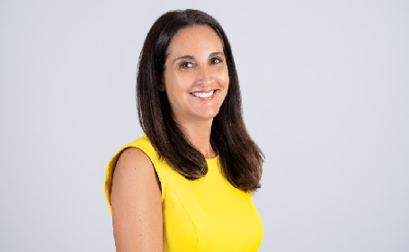 Portrait of Mrs Nadine Coull , Consultant Urological Surgeon