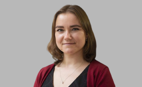 Portrait of Ms Evgenia Anikina , Consultant Ophthalmologist, Vitreoretinal and Cataract Surgeon