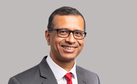 Portrait of Mr Anil Aralikatti , Consultant Ophthalmic Surgeon