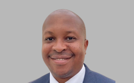 Portrait of Dr Efe Ejenavi , Consultant Gastroenterologist