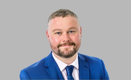 Portrait of Mr George McKay , Consultant Spinal Surgeon