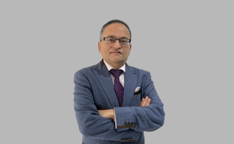 Portrait of Mr Jitesh Parmar , Consultant Bariatrics & Upper GI Surgeon