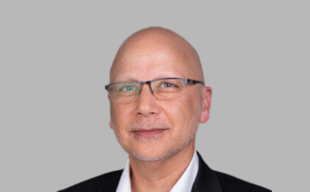 Portrait of Mr John Malik , Consultant Podiatric Surgeon