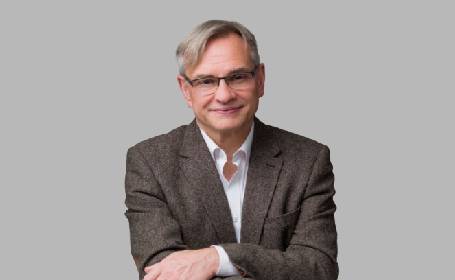 Portrait of Mr Andrew Duncan Kay , Consultant Neurosurgeon