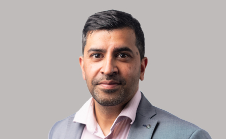 Portrait of Mr Naren Basu , Consultant Breast and Oncoplastic Surgeon