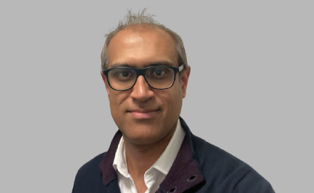 Portrait of Mr Pravin Pandey , Consultant Ophthalmologist