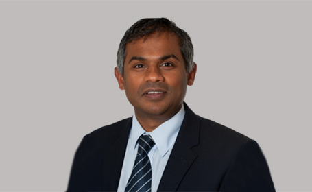 Portrait of Mr Gunaratnam Shyamalan , Orthopaedic Hand, Wrist & Elbow Surgeon