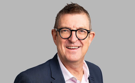 Portrait of Mr Simon Radley , Consultant General Surgeon