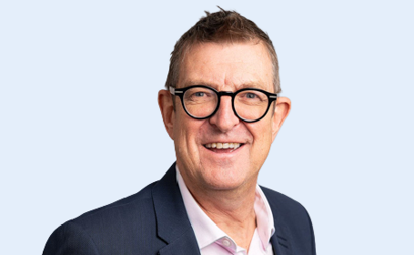 Portrait of Mr Simon Radley , Consultant General Surgeon